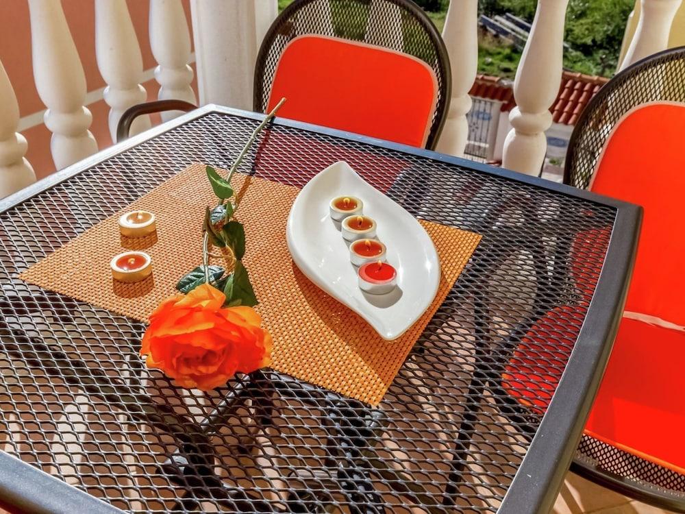 Peaceful Apartment In Dramalj With Jacuzzi