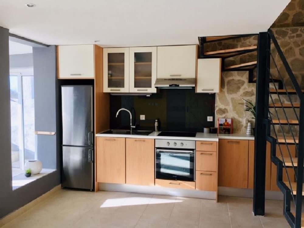 Boutique Holiday Home In Donje Polje With Pool