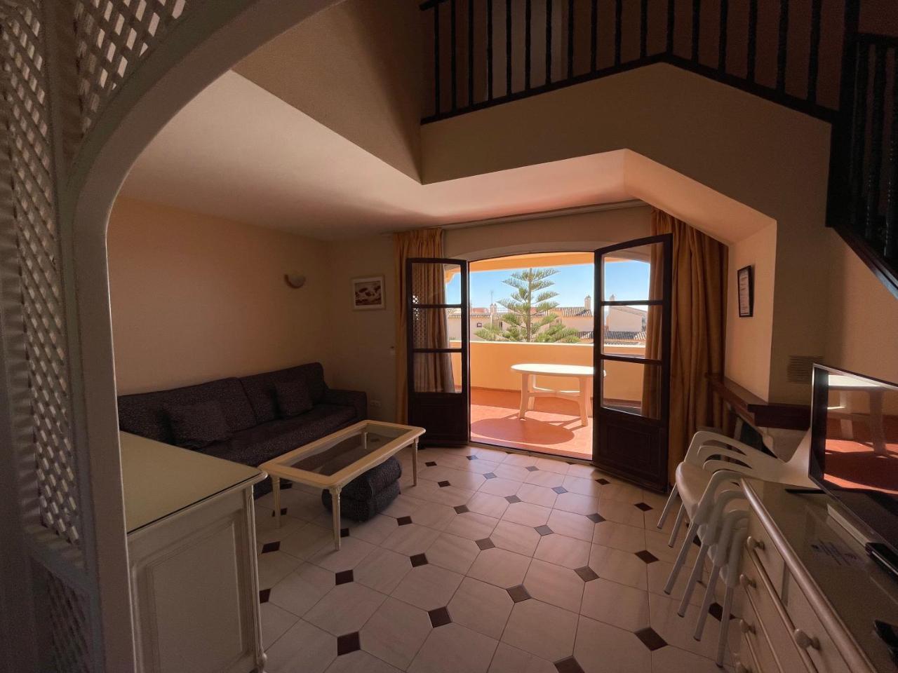 Apartamentos El Toro