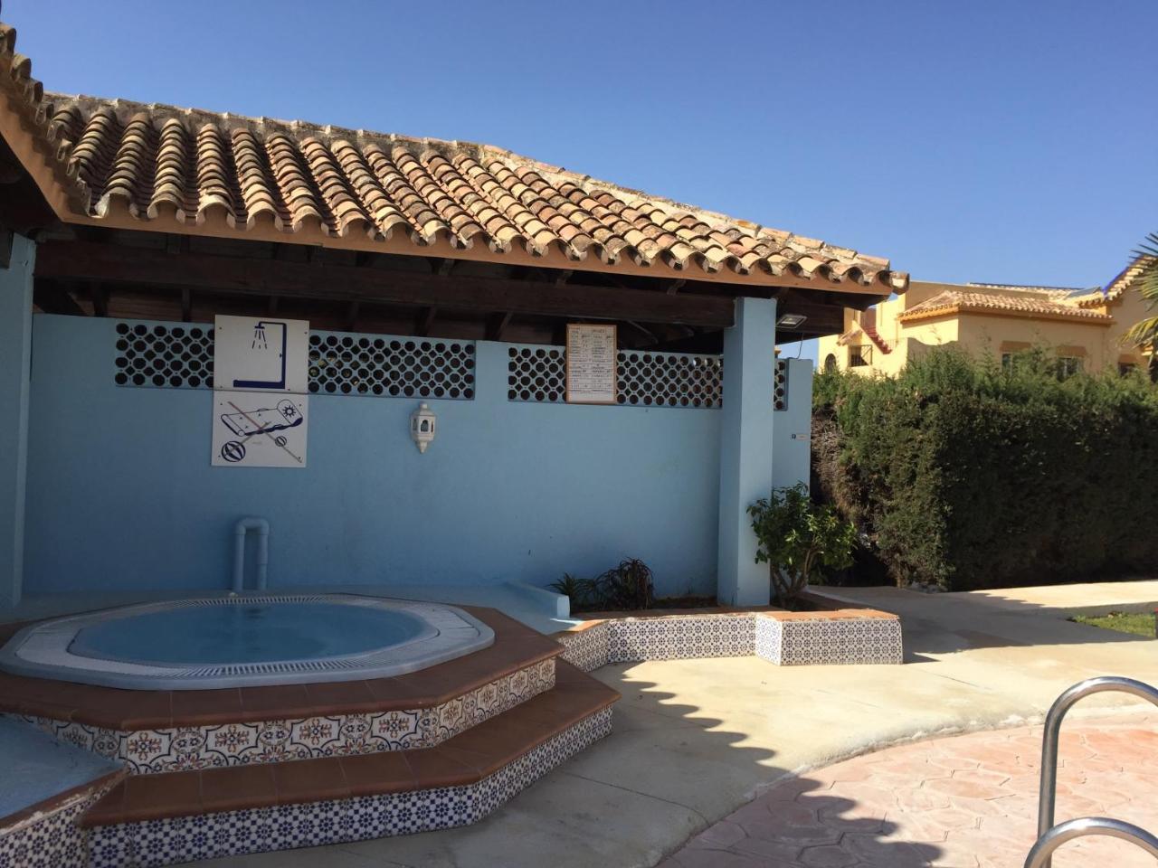 Apartamentos El Toro