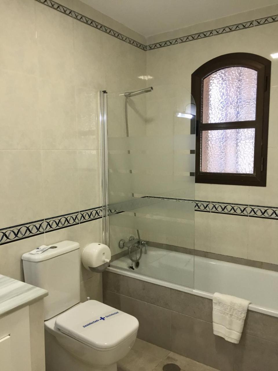 Apartamentos El Toro