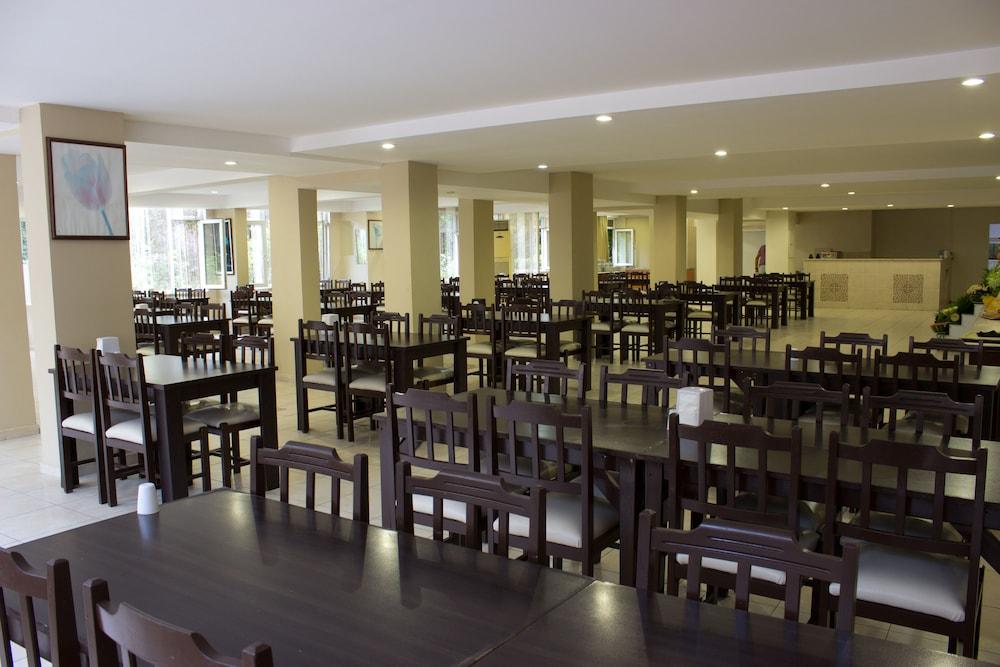 Ares Dream Hotel