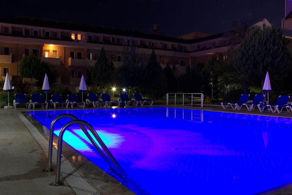 Ares Dream Hotel