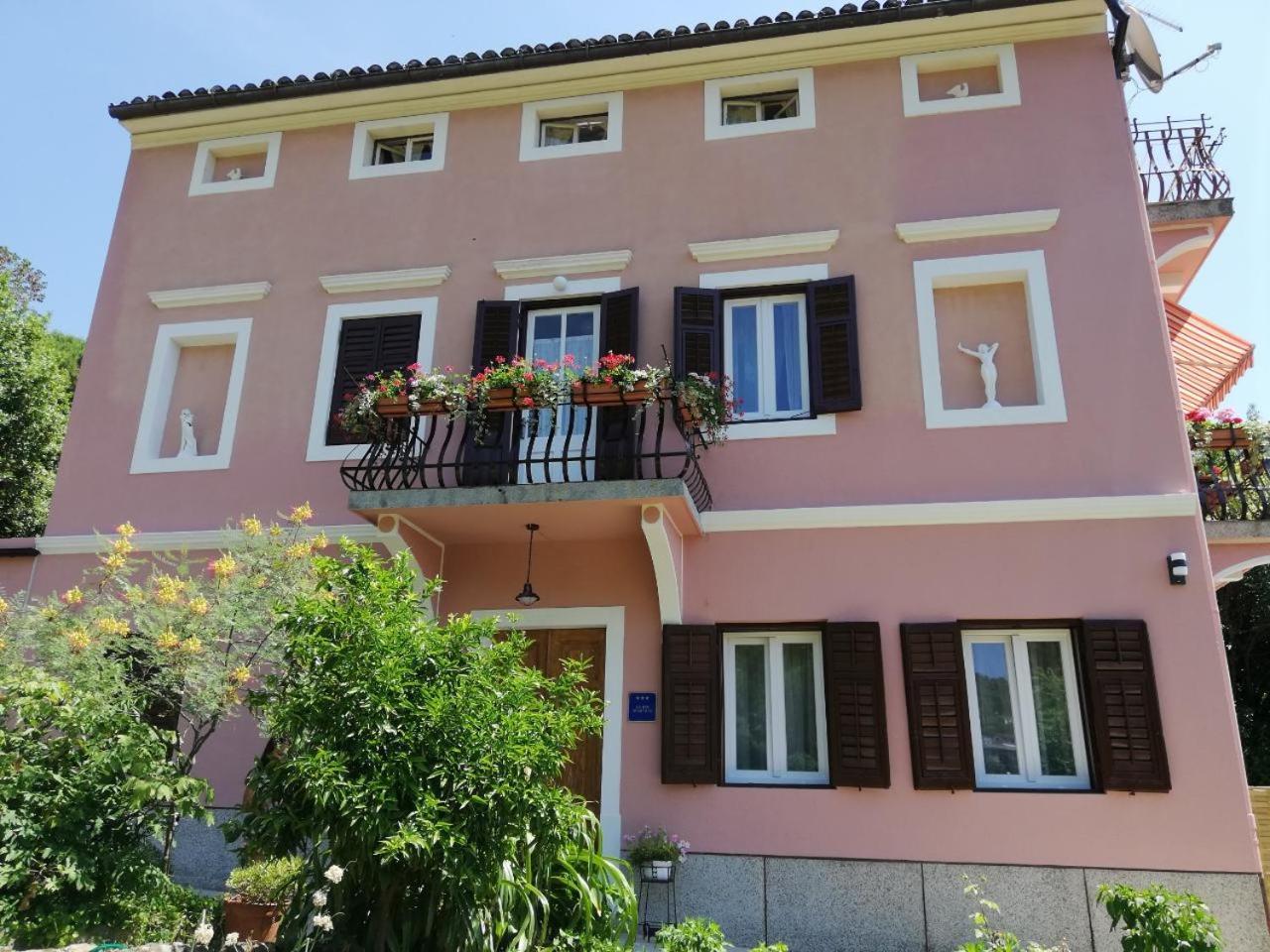 Apartman Lusetic