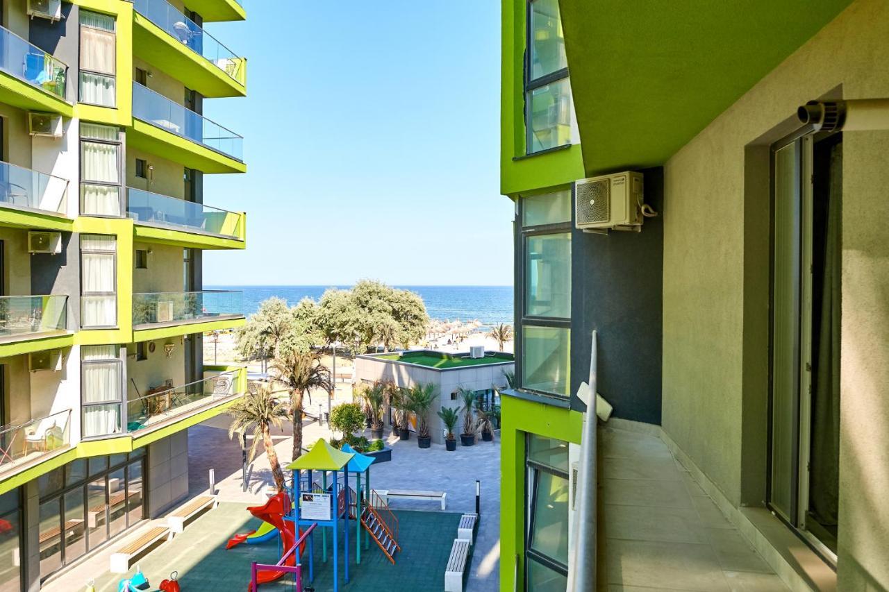 Deluxe Apartment Spa N Pools Beach Resort