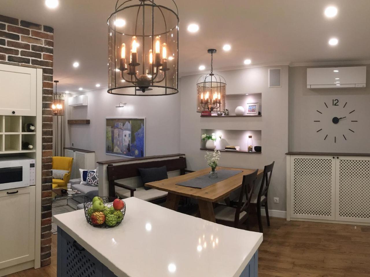 A Luxury Apartment With Patio & Bbq