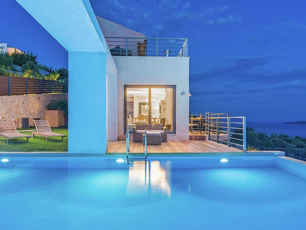 Sivota Bay View Villa With Jacuzzi Private Pool & Garden