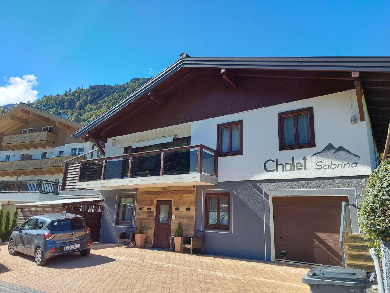 Chalet Sabrina Mit Auenpool Im Sommer