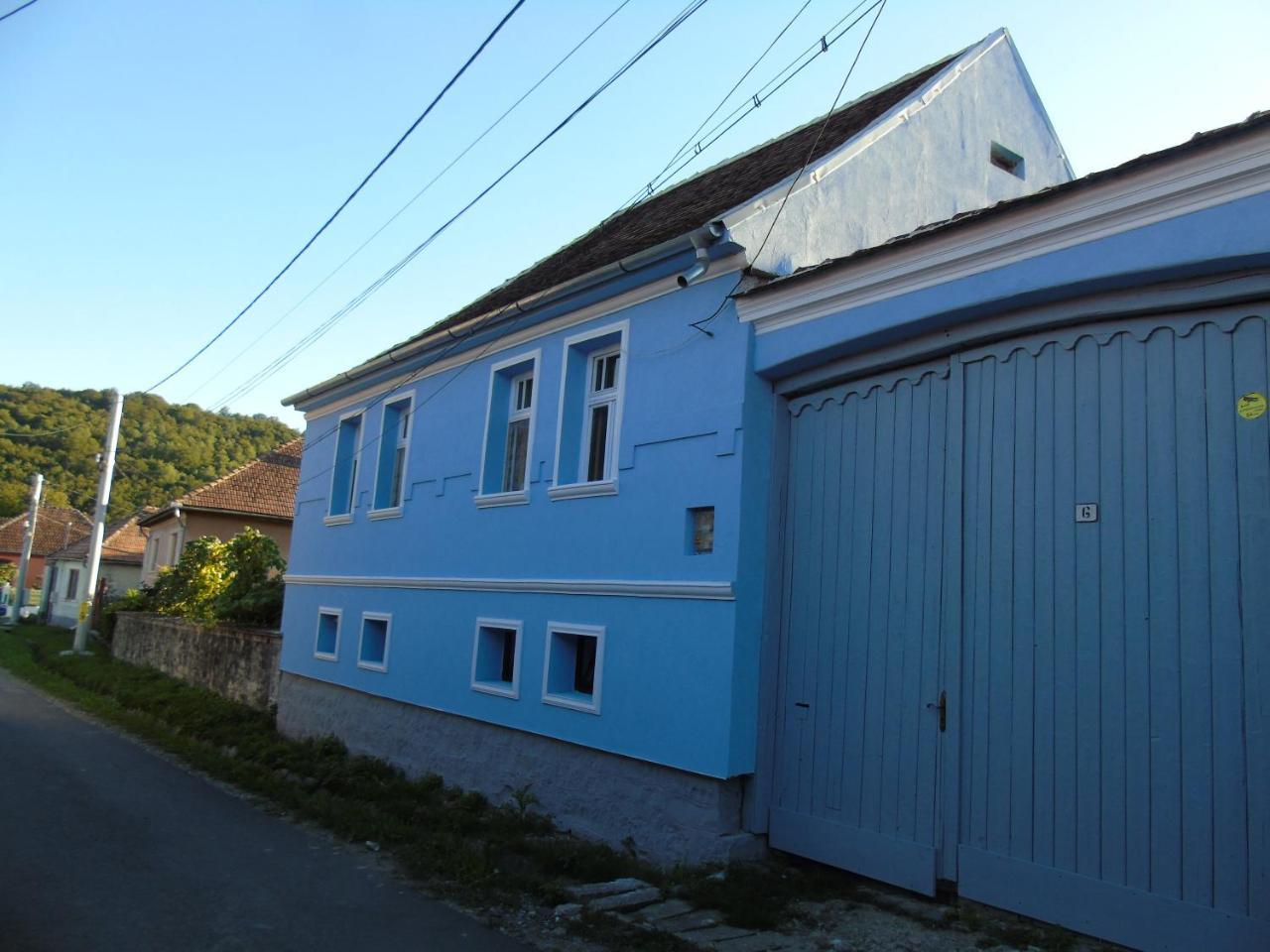 The Dream House Of Racos