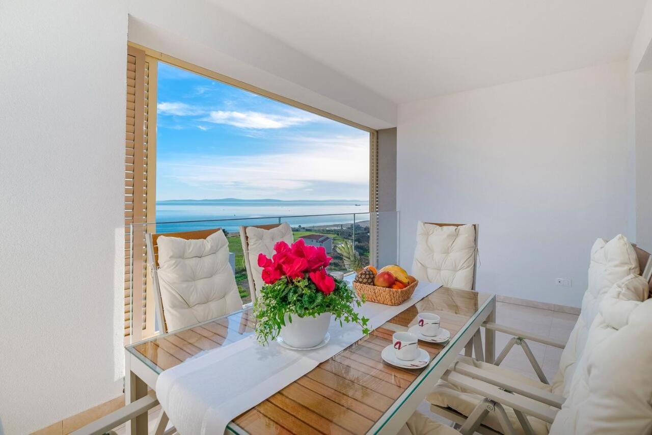 Sea View Apartment Ema