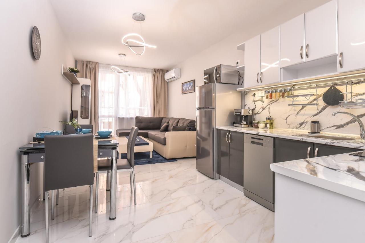 Stylish Residential Flat ~ With Parking & Balcony