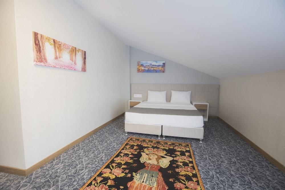 Royal Inci Airport Hotel