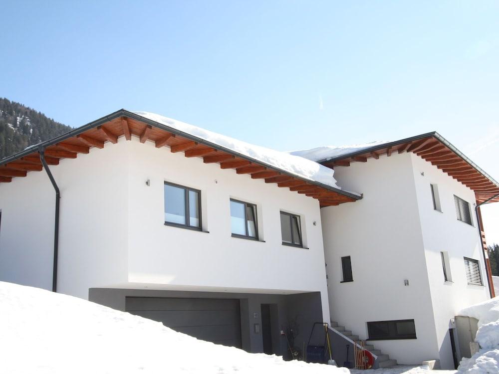 Cosy Apartment In Annaberg With Private Garden