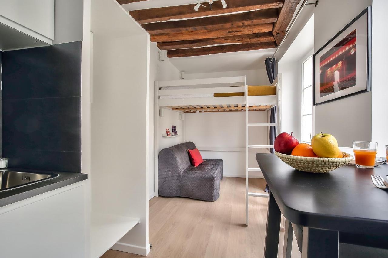 Lovely Mezzanine Studio In The Heart Of Paris 3m