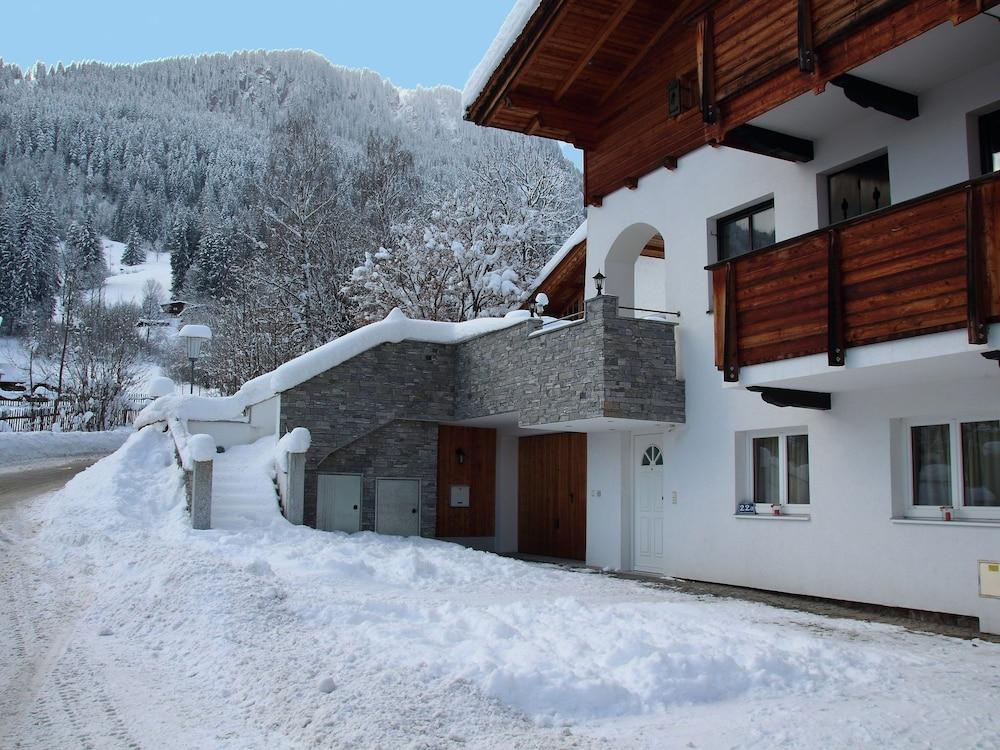 Spacious Apartment In Kitzbuhel Near Ski Lift