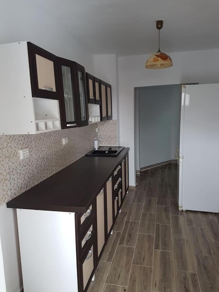 Apartament Mioritza 2a