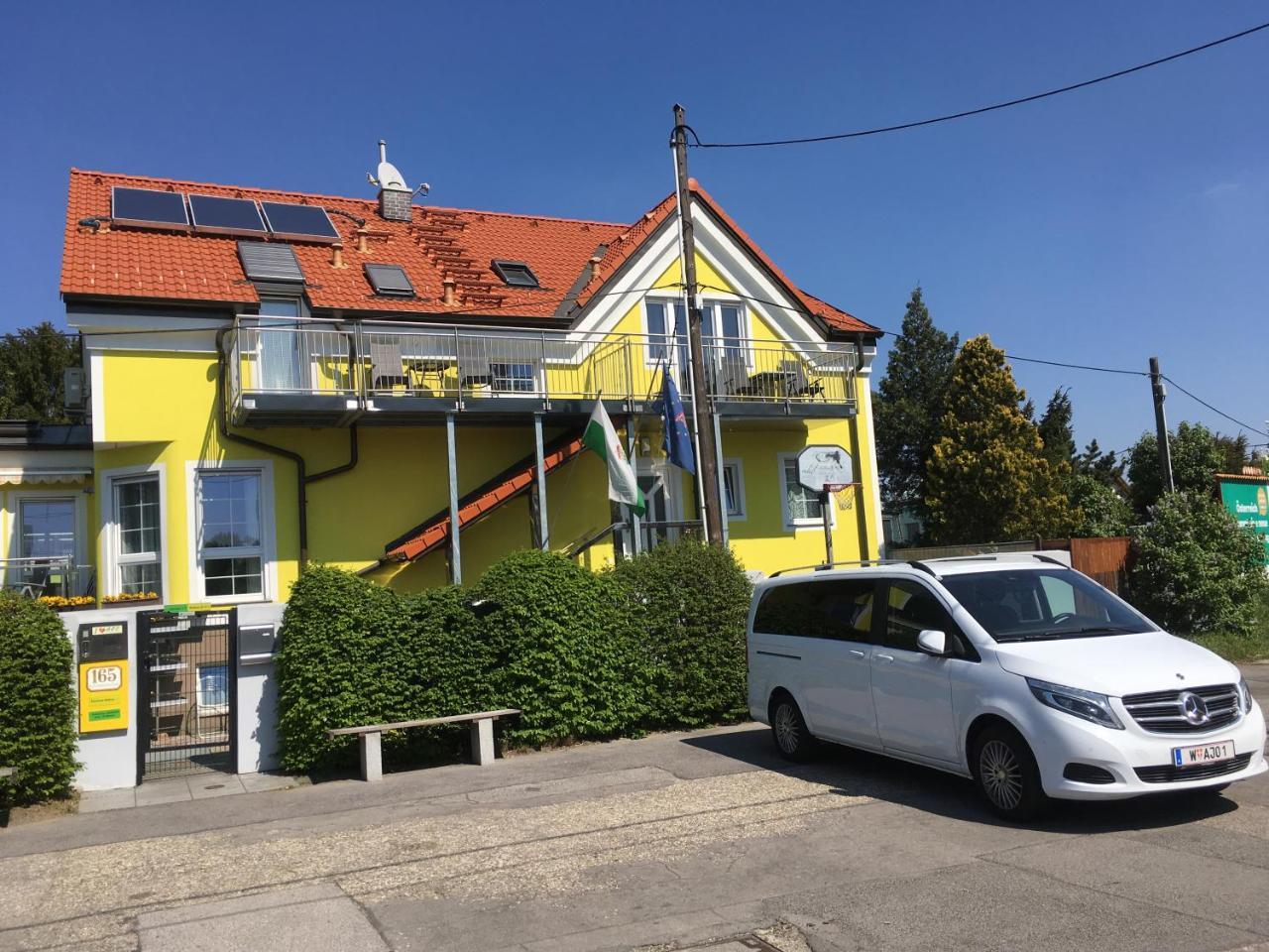 Ajo Vienna Balcony Contactless Check-in