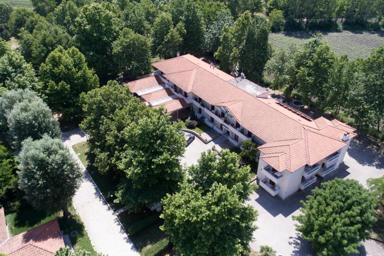 Yannis Resort Hotel Restaurant