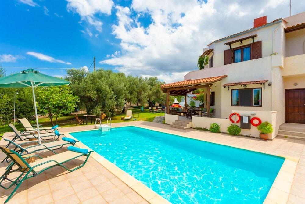 Villa Armi Large Private Pool Walk To Beach Sea Views A C Wifi Eco-friendly 2809
