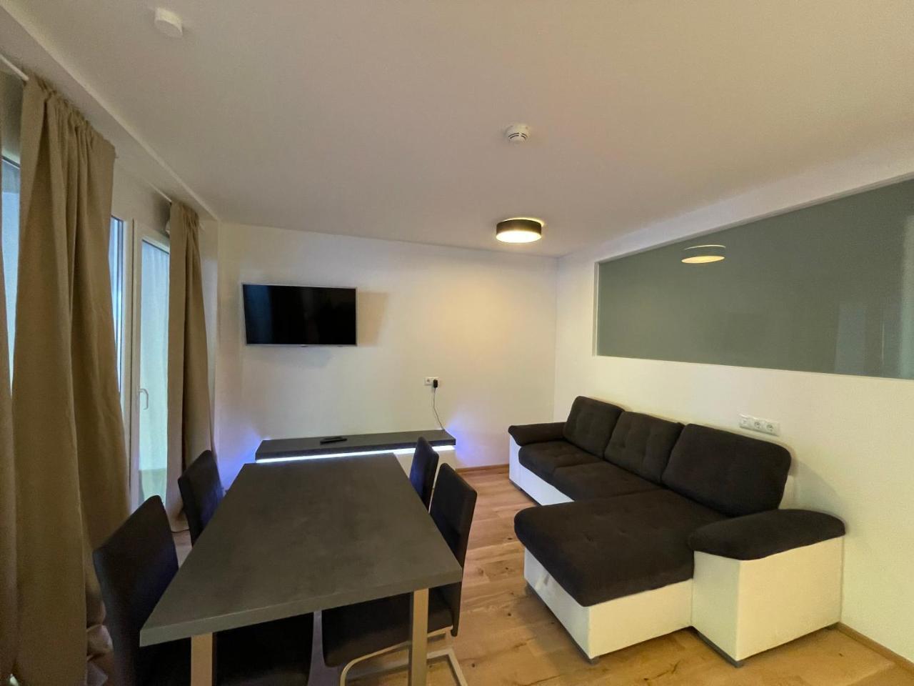 International House Solden