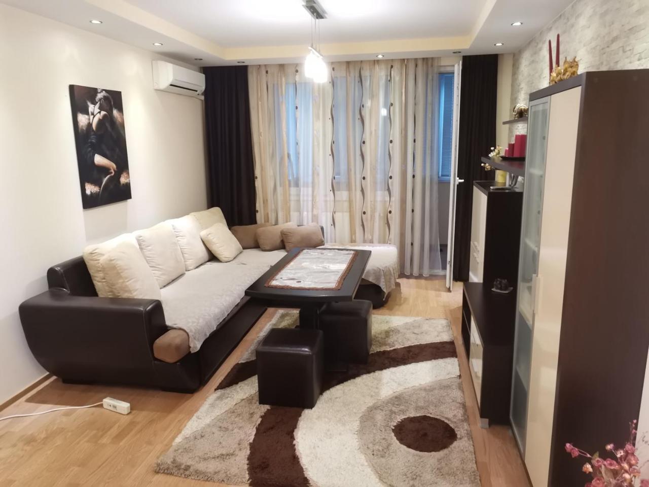 Uyuten Apartament V Centralnata Chast Na Stara Zagora
