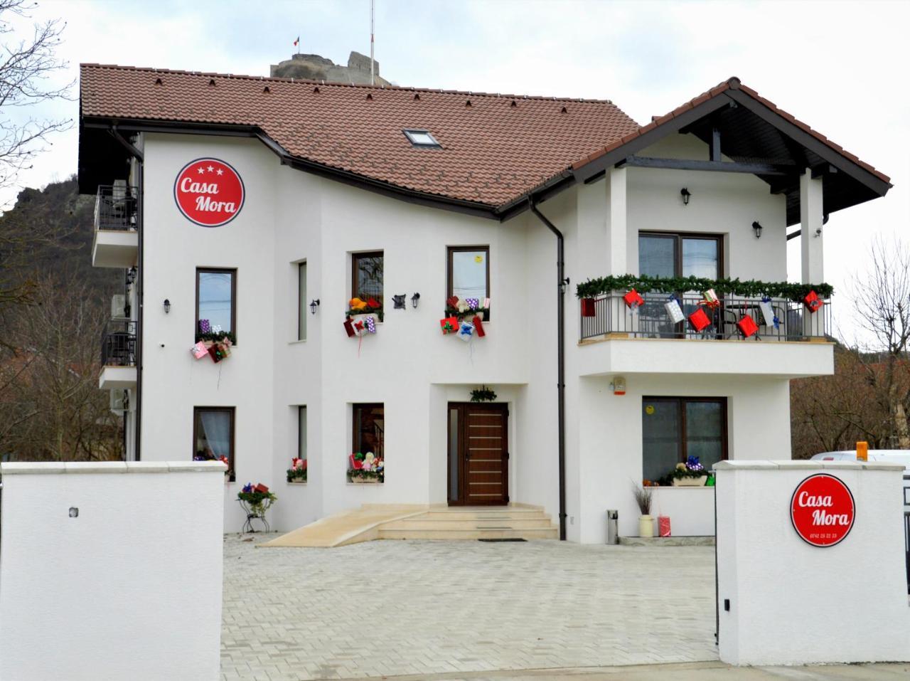 Casa Mora