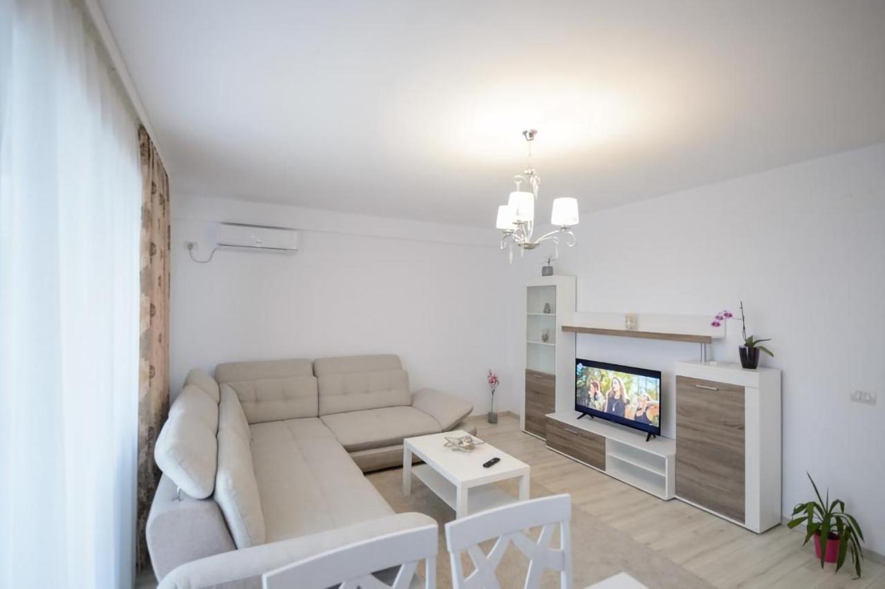 Iannis Home Rbk Residence