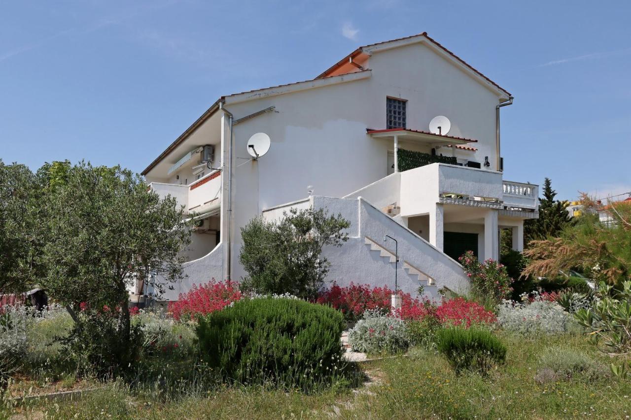 Apartment Barbat 14247d