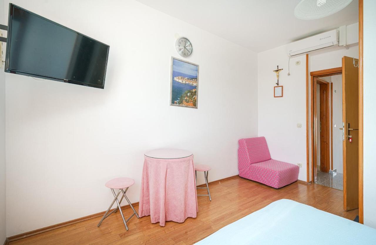Apartment & Room Stefanija