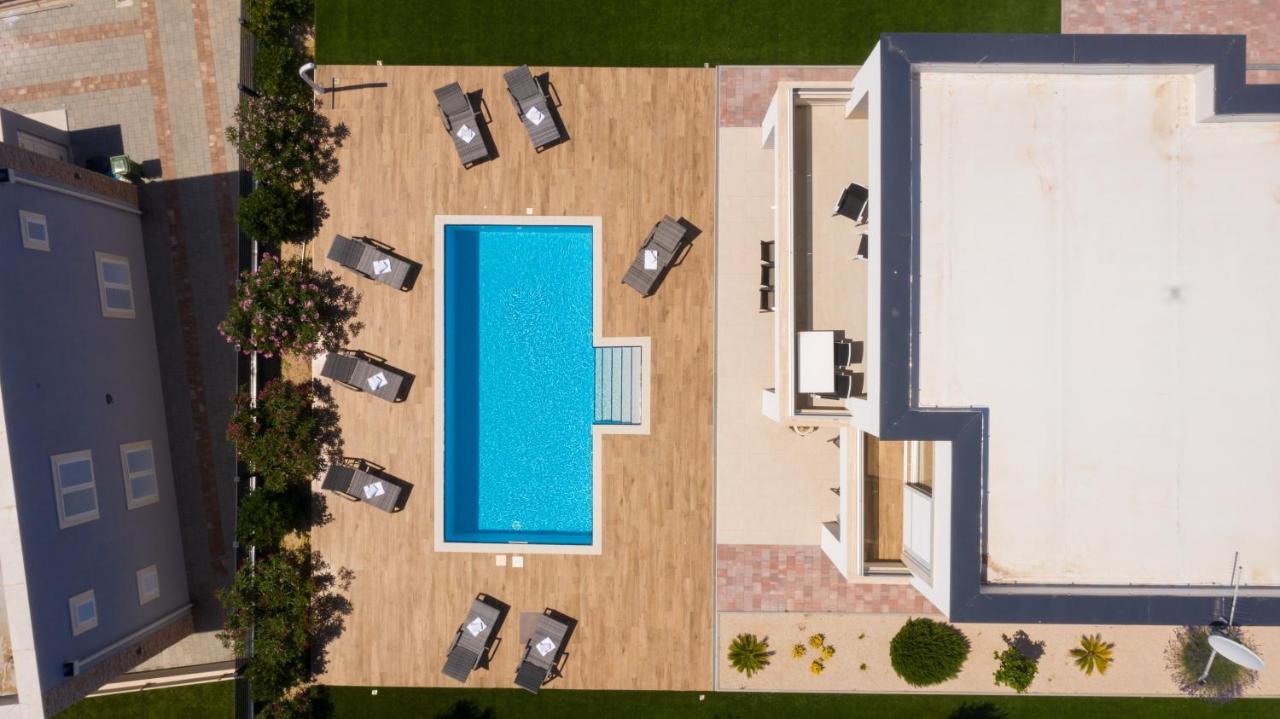 Luxury Villas Royal Il