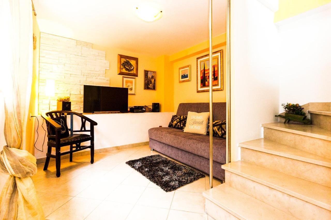 Holiday Home Villa Pindo