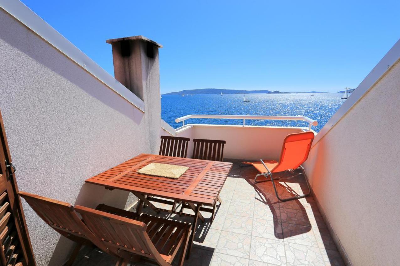 Apartment Okrug Donji 2977b