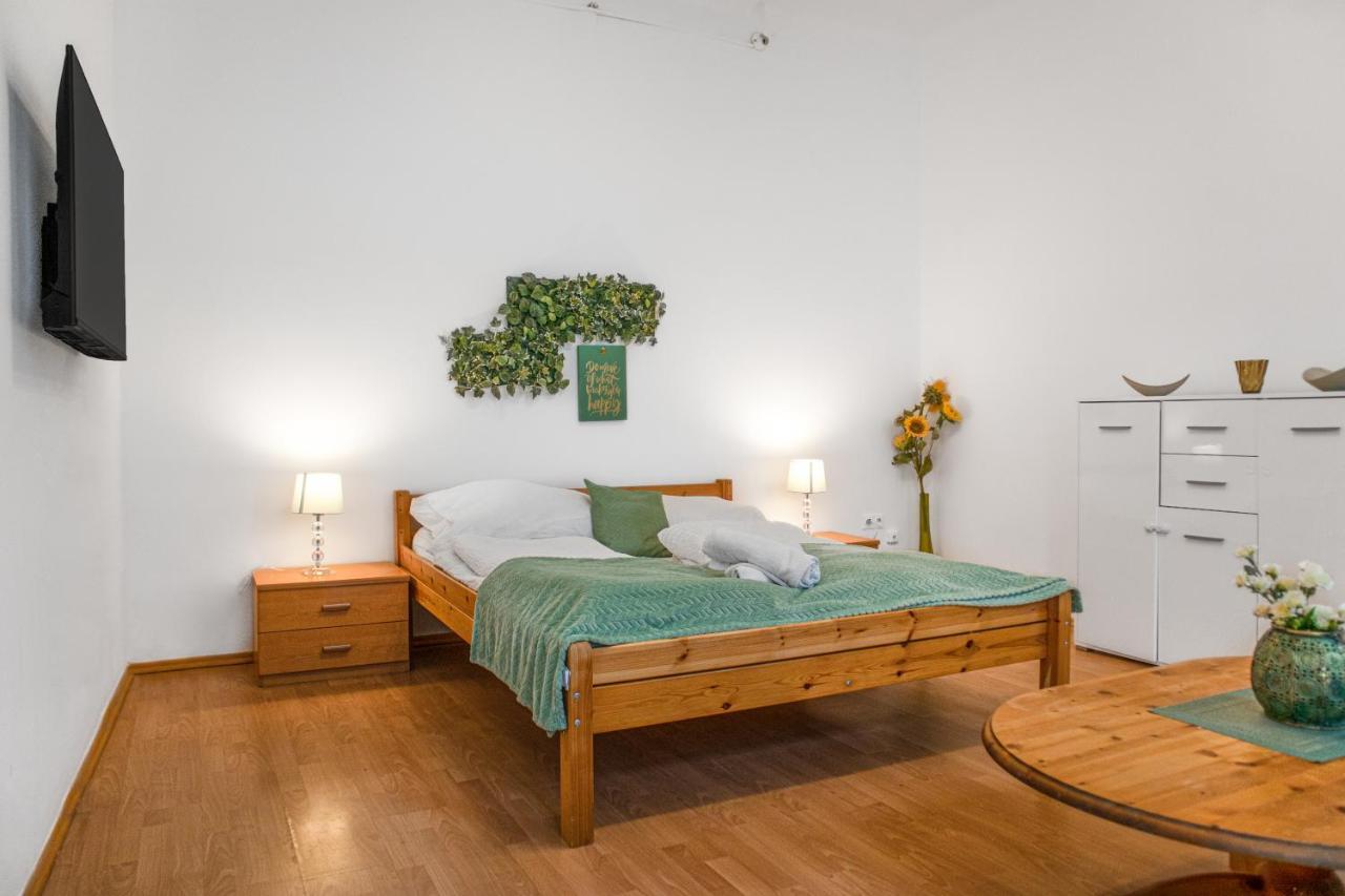 Elegant 2br Apartment Near Bahnhof Wien Meidling