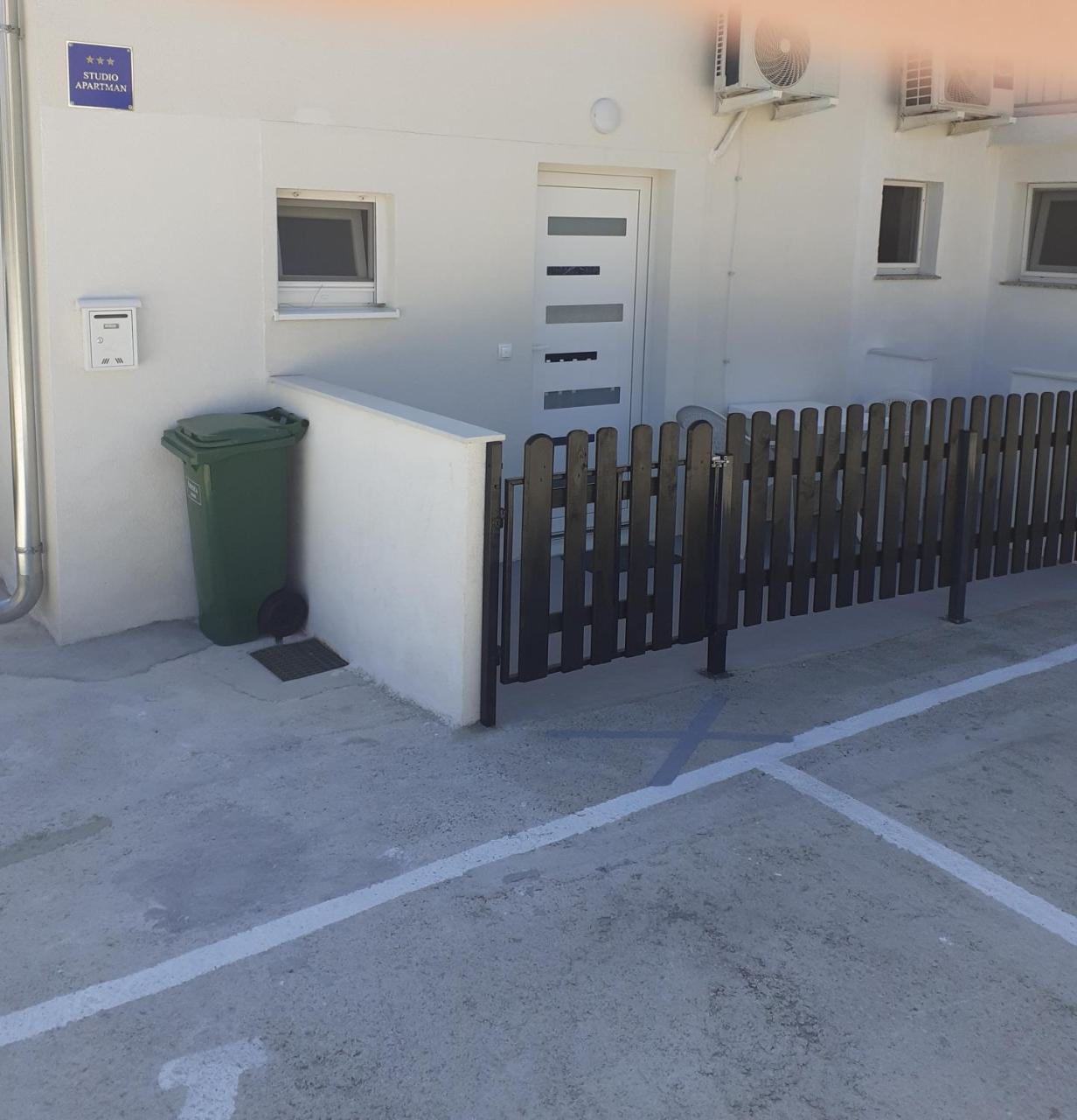 Studio Apartman Lorena