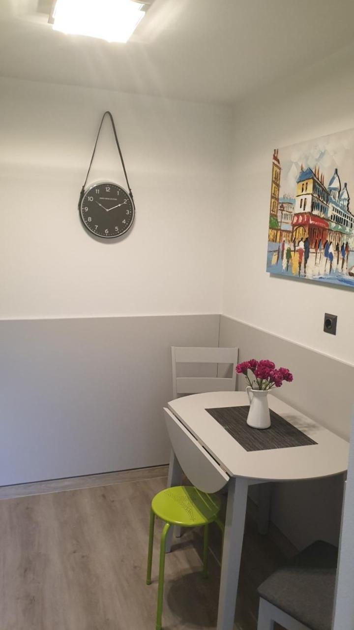 Apartments House 112