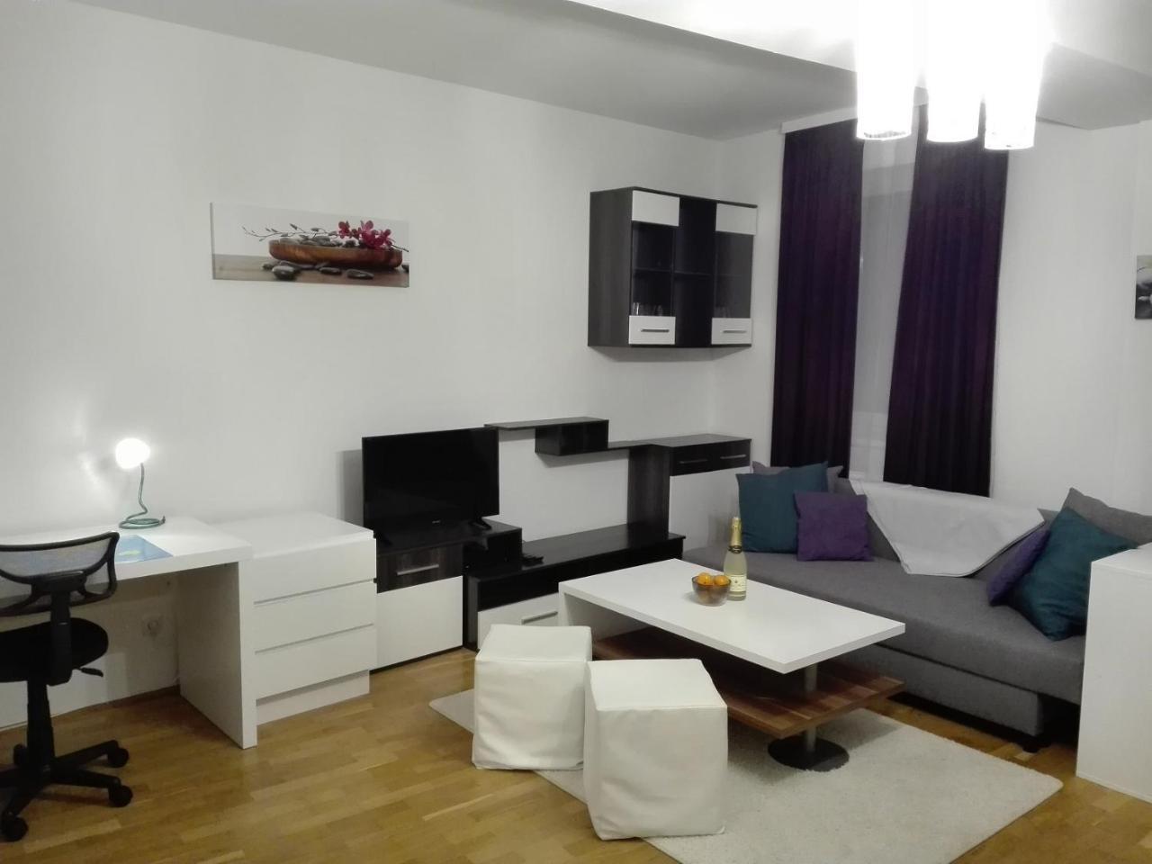 1,5 Zimmer-apartment Oder Elegantes Home-office
