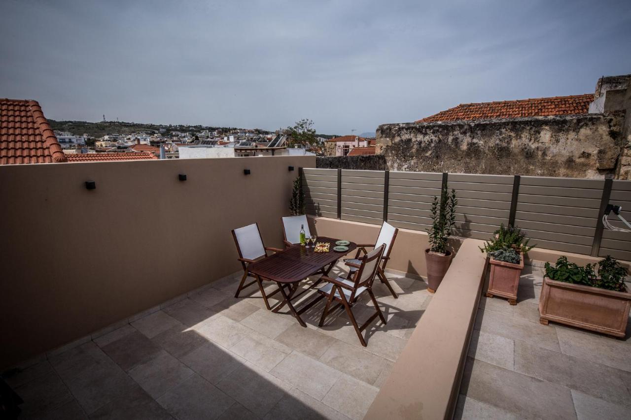 Domus Clodia, Sensing Rethymno's Old Town!