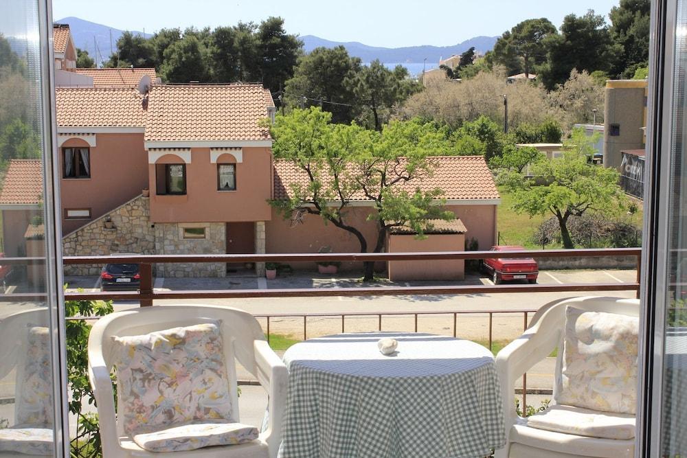 Jagoda Comfy & Cozy A2 Desni