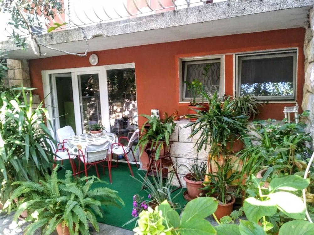 Marija Garden Terrace A1