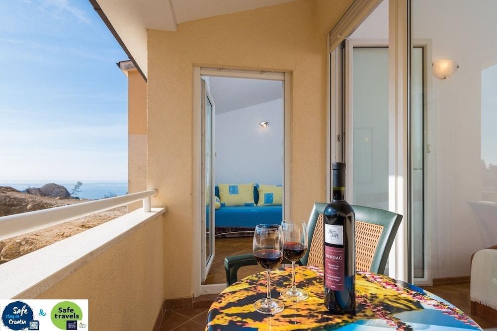Suzi Beautiful View & Cosy A2