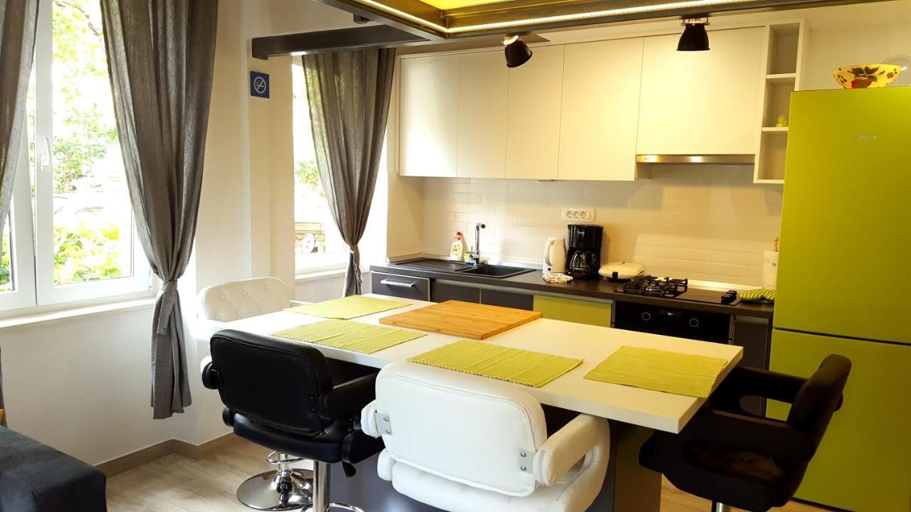 Studio Apartment Vanna 1st Row To The Sea