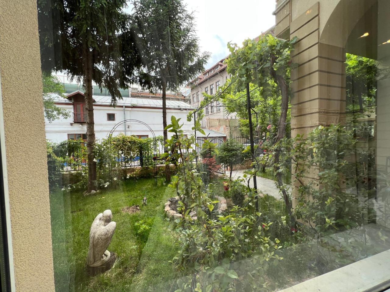 Cathedral Plaza Residences