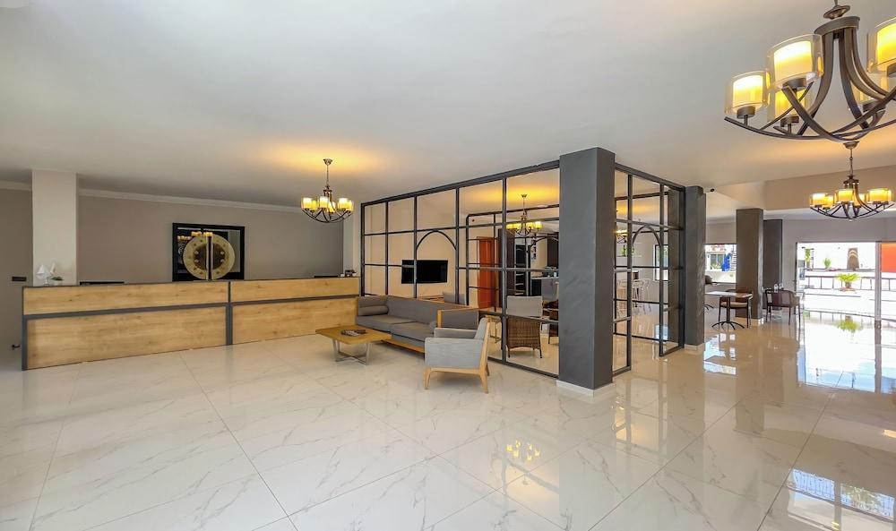 Marina Bay Hotel Yalikavak