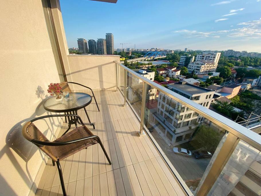 Soho Apartment City View With Rooftop Garden