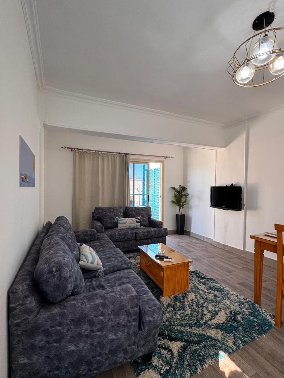 Lilly Rooms