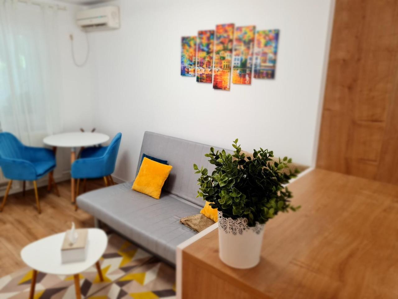 Cozy Garden Residence