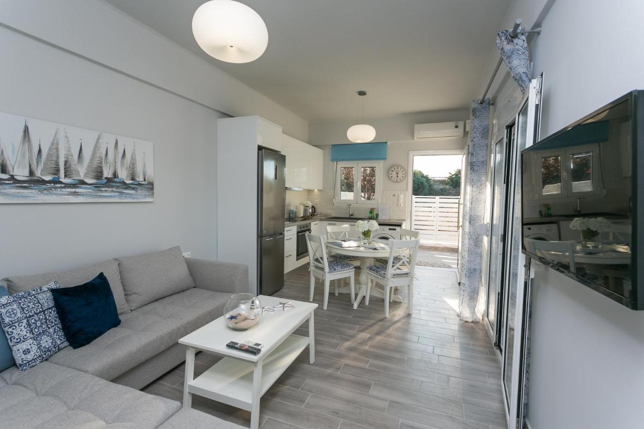 Manos Housing Units