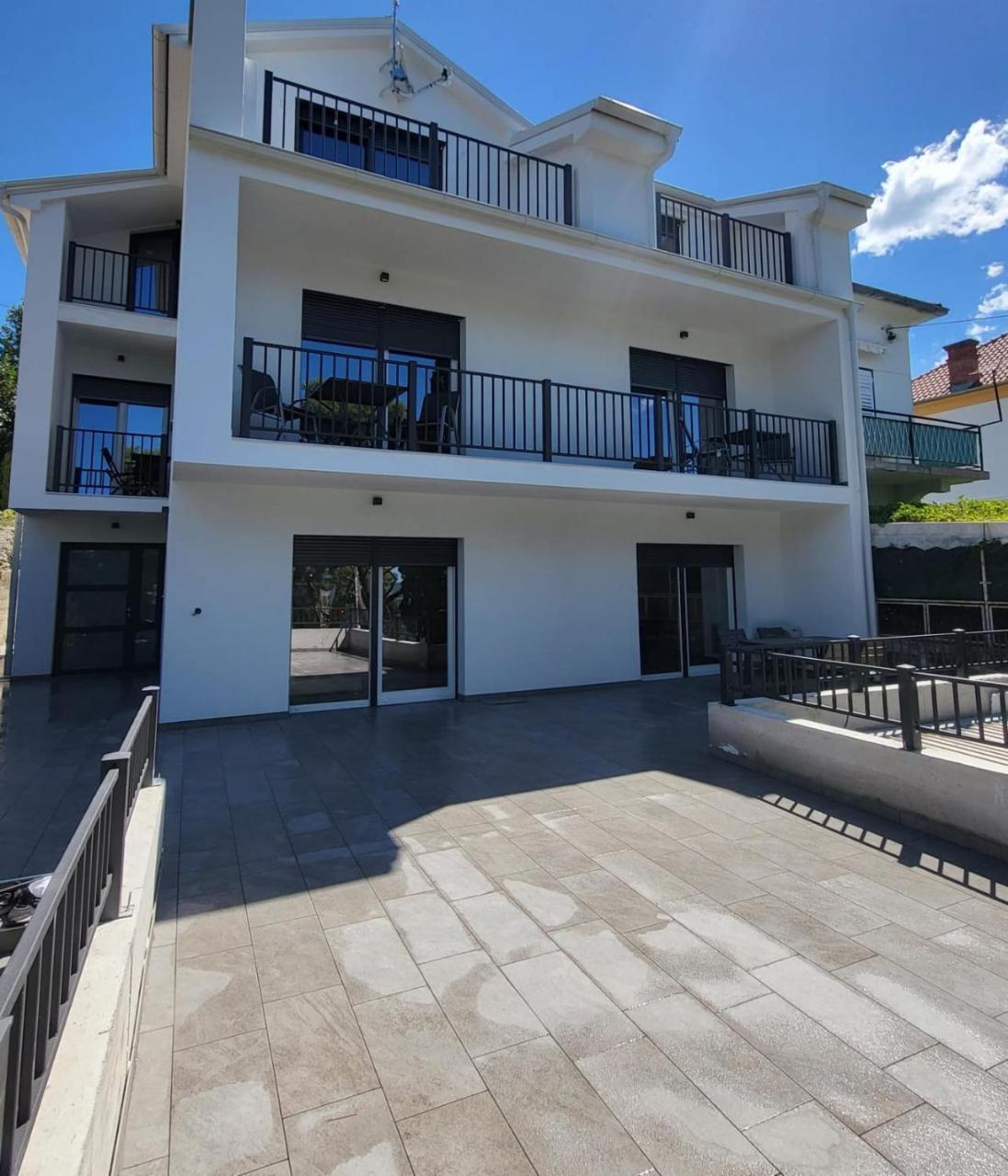 Fantasia Del Mare Apartment & Rooms