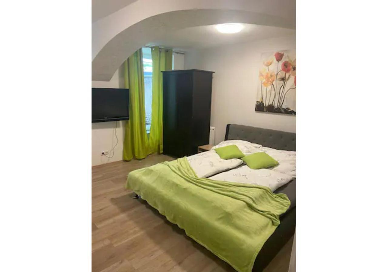 Brilliant Souterrain Apt. Prater Amuesement Park
