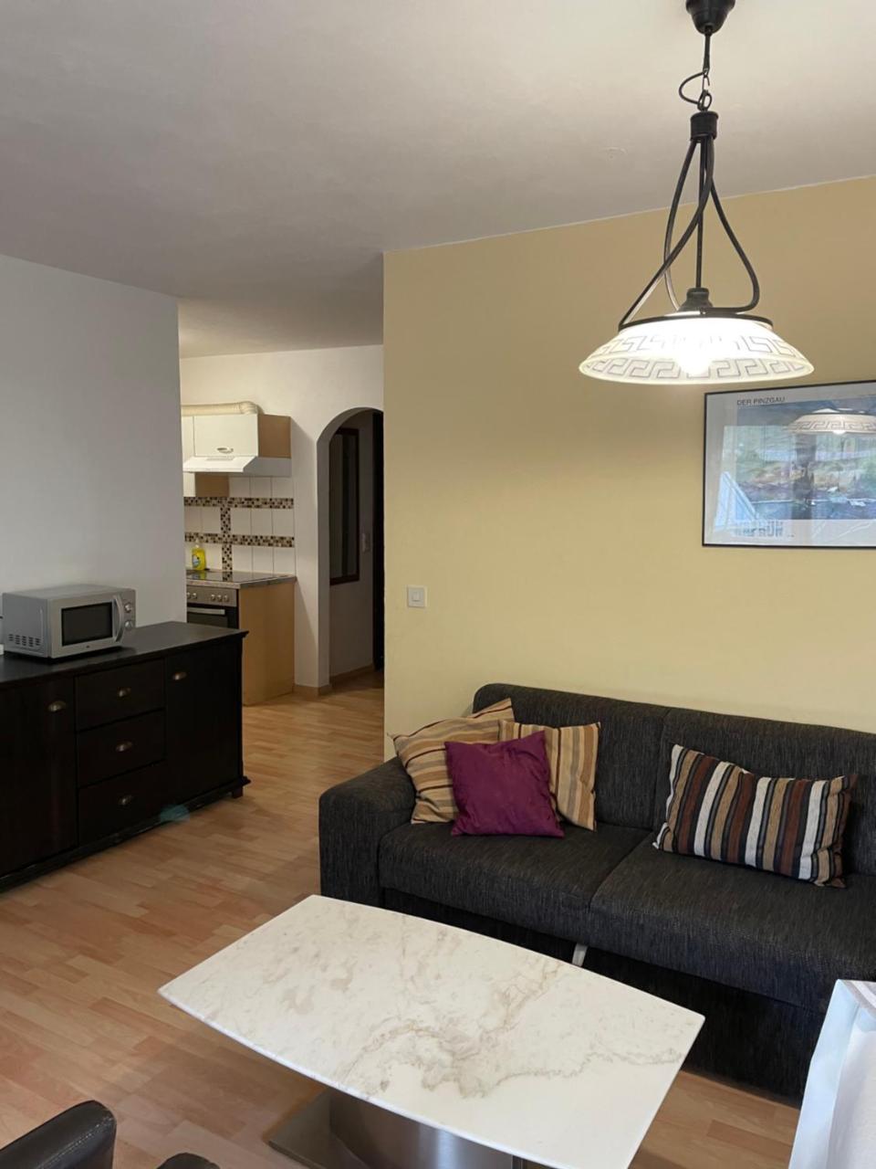Captains Sunny Apartment At Sigl